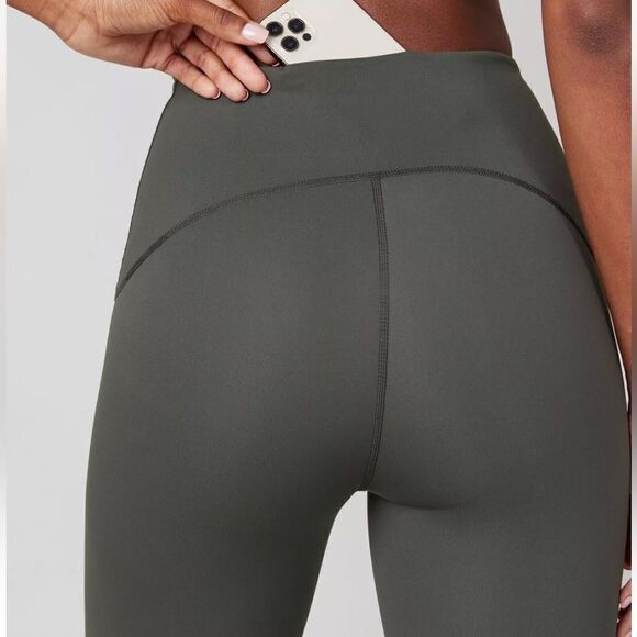 Spanx Booty Boost skinny Flare High Rise Yoga Pants Dark Palm 50243R  XS NWT - Picture 2 of 10